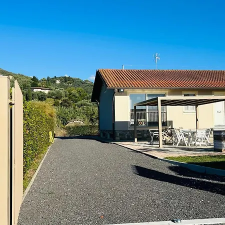 A Casa Di Fabrizia Capezzano Pianore