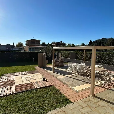 A Casa Di Fabrizia Capezzano Pianore